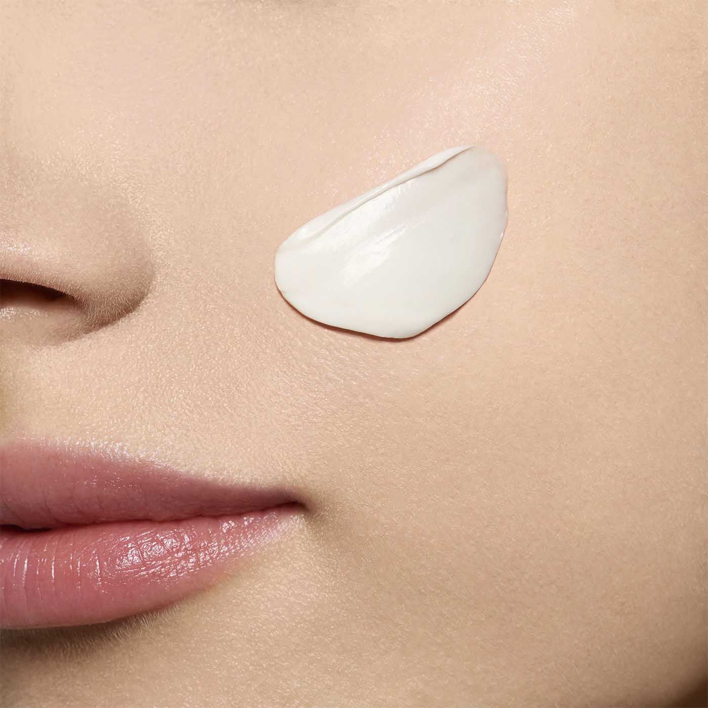 Super stärkende Tagescreme Vds 50 ml versiegelte Tester 